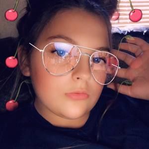 Meet your Posher, Jolie